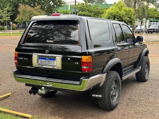 TOYOTA HILUX SW4 3.0 4X4 V6 12V GASOLINA 4P AUTOMÁTICO